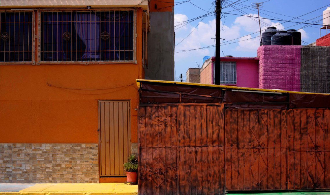 Ecatepec house and shed crop WP